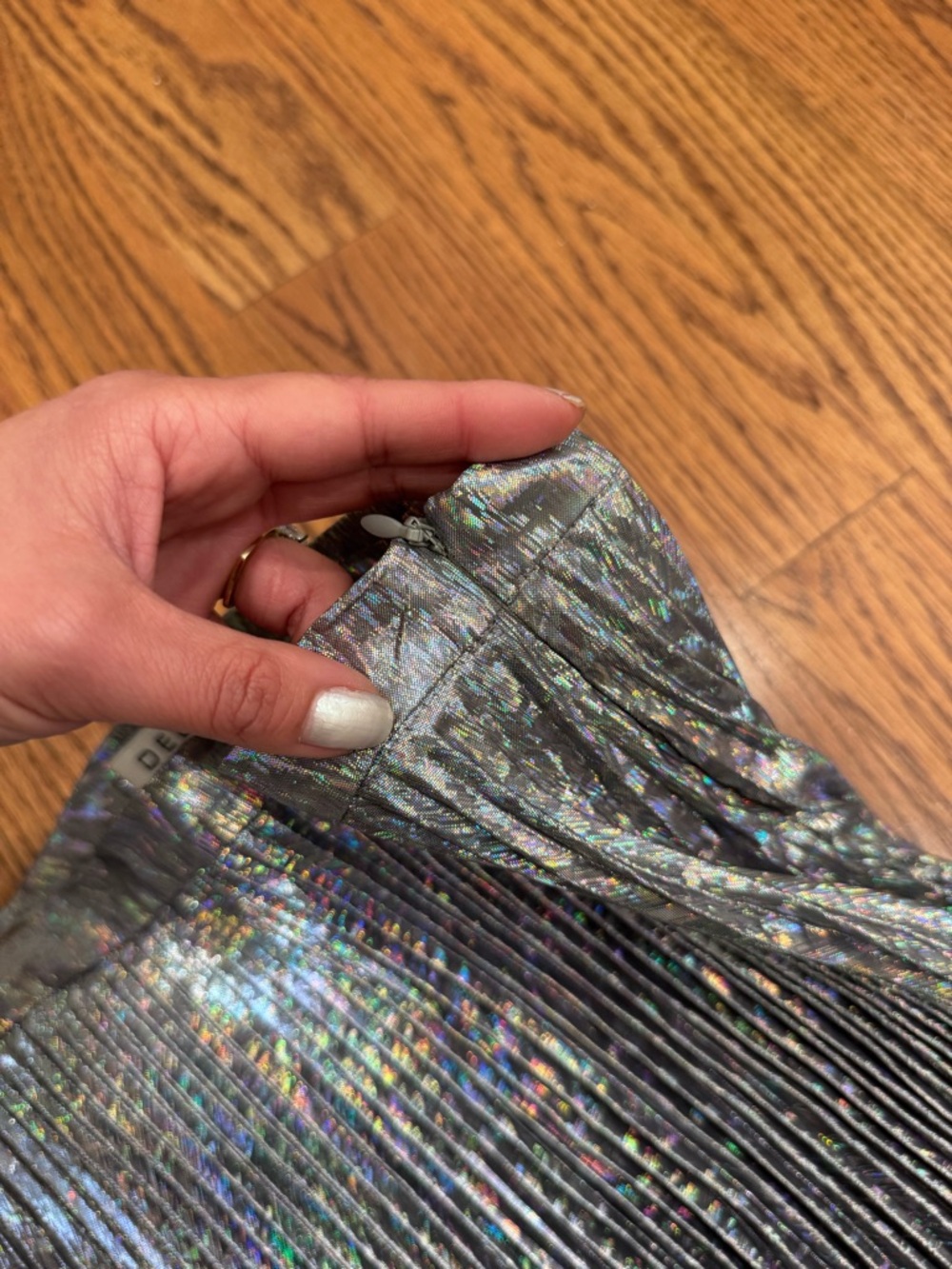 Delfi Collective Metallic iridescent Maxi skirt - Picture 5 of 6